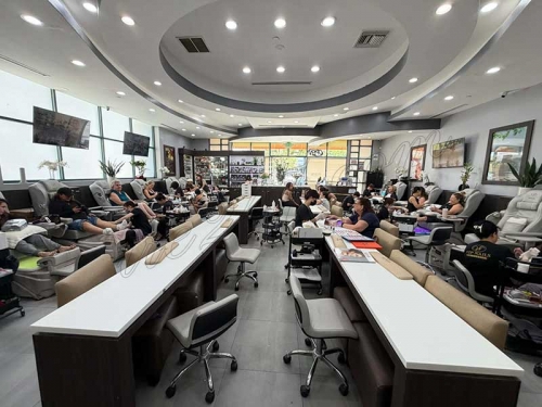 Cần Tuyển Thợ Nail Khu Mission Viejo, California – Thợ bột, Everything