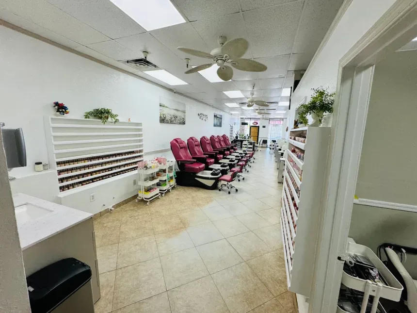Sang Tiệm Nail Tại Mesa, Arizona – Income