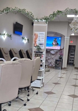 Bán/Sang Tiệm Nail Ở Cedar Park, Texas – 6 bàn, 8 ghế