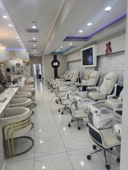 Bán/Sang Tiệm Nail Ở Florida – 20 bàn, 16 ghế