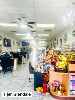 Cần Sang Tiệm Nail Ở Glendale, Arizona – 5 bàn, 7 ghế