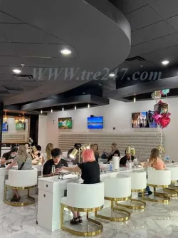 Cần Sang Tiệm Nail Ở Orlando, Florida – 20 bàn, 12 ghế