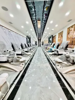Cần Tuyển Thợ Nail Khu Longview, Texas – Thợ Nail