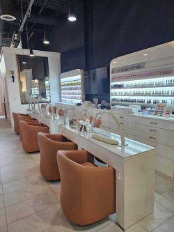 Cơ Hội Sang Tiệm Nail Ở California