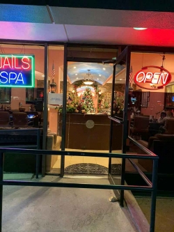 Cơ Hội Sang Tiệm Nail Ở Wharton, Texas