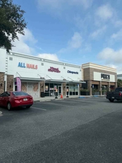 Sang Tiệm Nail Khu Brandon, Florida