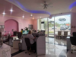 Sang Tiệm Nail Khu Fort Myers, Florida