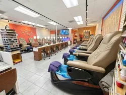 Sang Tiệm Nail Khu Portland, Oregon – Rent $3030/ month