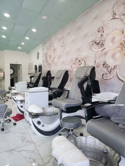 Sang Tiệm Nail Tại Lynchburg, Virginia – Income $20,000