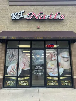 Sang Tiệm Nails NAIL - Woodstock, Illinois - Income Tốt