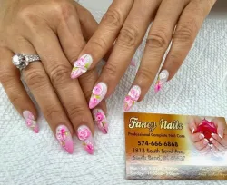 Tiệm Nail Cần Thợ Tại South Bend, Indiana – Dip, Everything