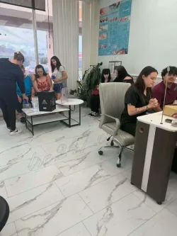 Tiệm Nail Sang Lại Tại Hagerstown, Maryland