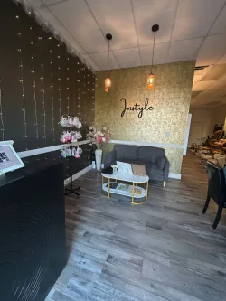 Tuyển Thợ Nail Cleveland, Tennessee – ổn định