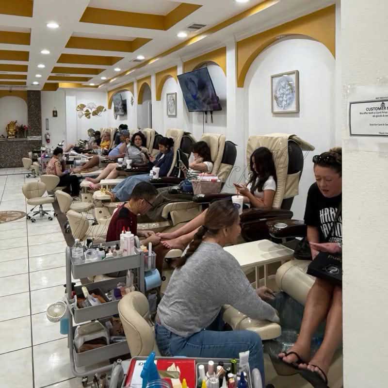 Tiệm Đông Khách Cần Thợ Nails In Odessa TX 79765