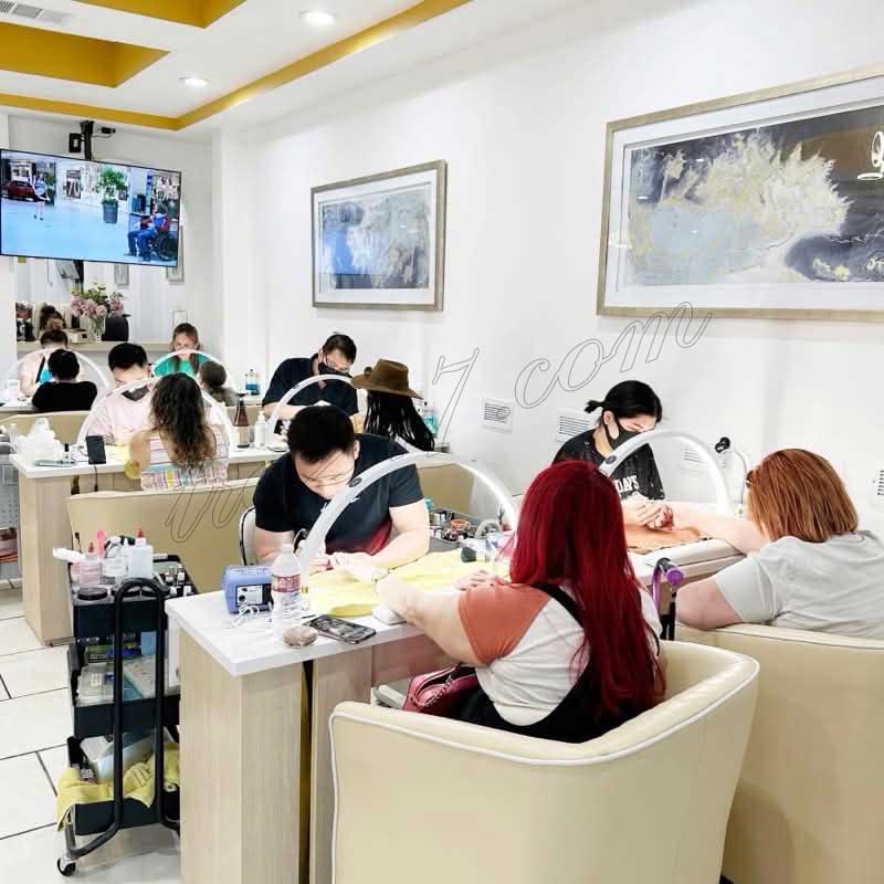 Tiệm Đông Khách Cần Thợ Nails In Odessa TX 79765