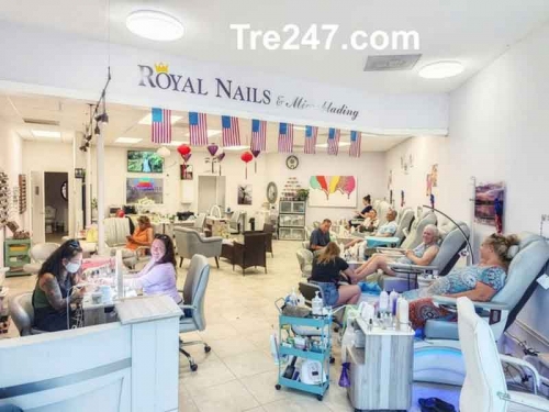 Tiệm Nail Sang Lại Tại Sebastian, Florida
